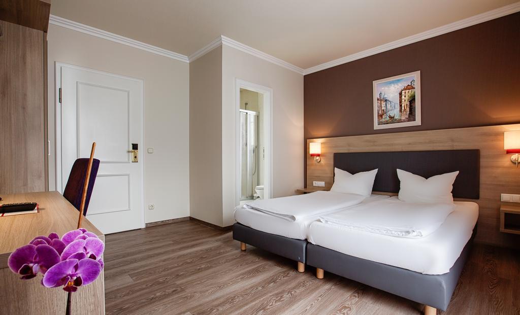 Hotel Rosenhof Bei Bamberg 3*